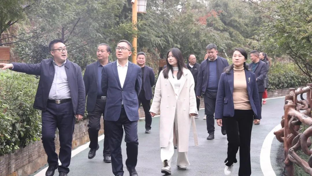 邓涛率队赴溆浦、隆回考察文旅产业1.jpg